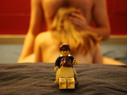 so-hot:  ich liebe lego - ich liebe blowjobs