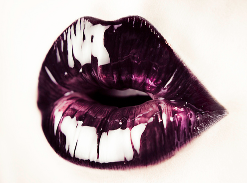glamorousmakeup:  (via raincoatandaxe) 