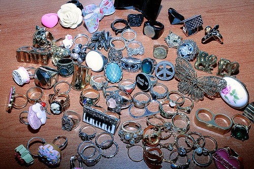 majorfashion:  fuckyeahrings:  sickfrthbigsun:  rainbowofchaos   