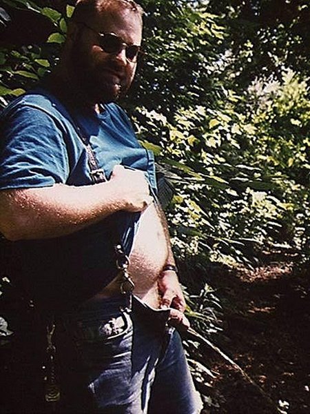 rustyr1977: hairybear4fun: chub-vor-chub-bear-chubby: ncfuzzybehr: male4man: (via neido840, neido840