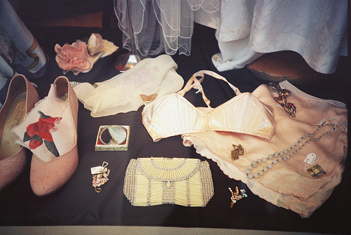 stickerbox:  thelovelybones:  (via creeped)  