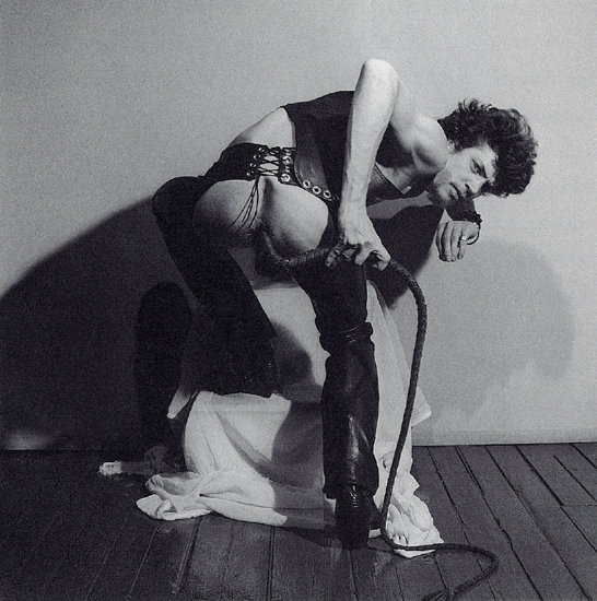 (via satanicpowerbottom, rotten1)  Devil Inside&hellip;
