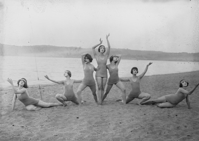 sandysays:  francoiseloraine:fuckyeahlouisebrooks:   Denishawn Dance Company (1922-1923).