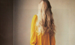 Hazelweatherfield:  (Via Highonflowers, Venusinfurs) 
