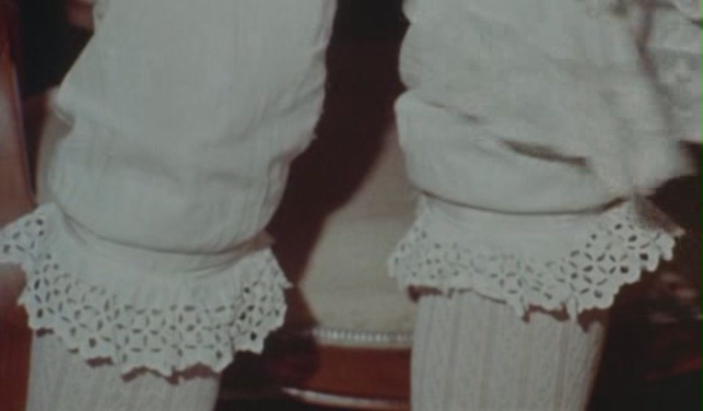 hannahkristina:  sophiejade:  allegra:  (via scarymansion)   