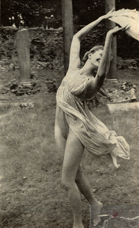 sophiejade:  cinnamonkite:  lush-retina: Vanessa Redgrave in “Isadora” Oh my!