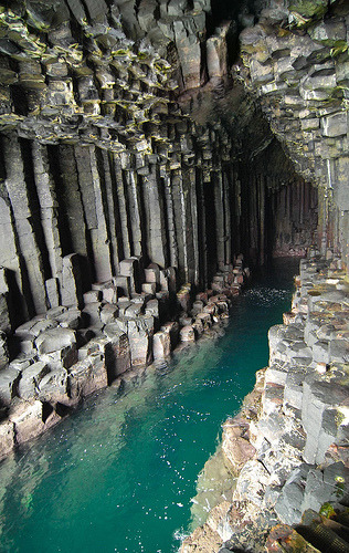 travelthisworld: Fingal Cave, Staffa Island, Scotland by scooba_duba