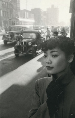 anneyhall:  &ldquo;Michiko in Town,&rdquo; Tokyo, Japan, 1951. Photo by Werner Bischof 