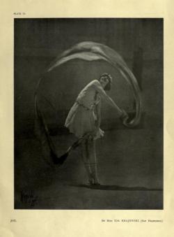 forestgraves:  turnofthecentury:  billyjane:Joy by Miss Ida Krajewski,San Francisco   from Photograms of the Year,1920 (via archive.org)   