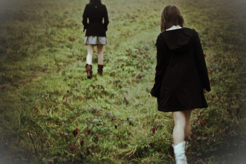 raising-romulus:Rachel + Rosa (by Hailey Rose Jones)