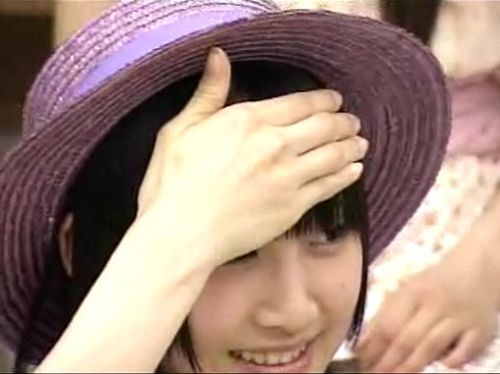 reretlet:  katsuma:  takeshi:  dirfr07:  vitaminzyx:  松井玲奈 おでこは映さないで欲しいとのこと