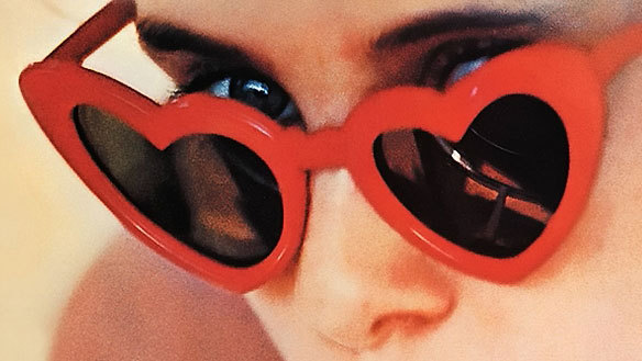 sore-thumbelina:  Lolita  (via psychopsycho)