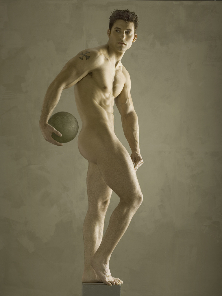 unlitmarl:  If all sculptures were this life-like, i’d practically live inside