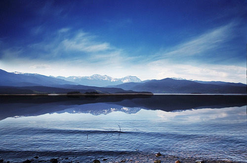 Blue on blue - Colorado, USA © Laura Travels