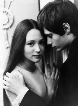 forestgraves:  ginnybranch:  can-you-feel-that:  Romeo Montague &amp; Juliet Capulet - Romeo and Juliet (1968)   