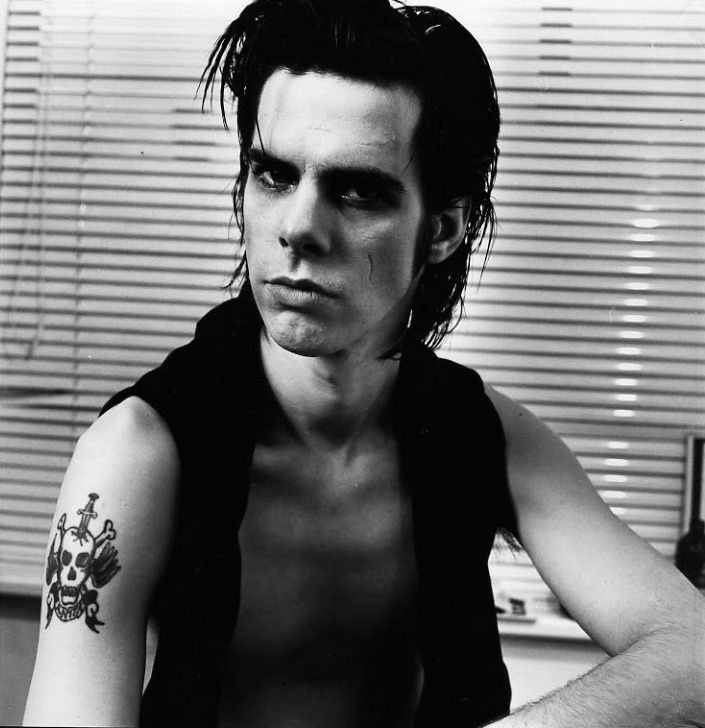 (via glitternoir, nickcavesmoustache-blog-blog, nickcavesmoustache-blog)