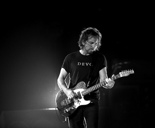 rockininthefreeworld:  stateofloveandpearljam:  Picture post time! Eddie in his Devo shirt in Dublin