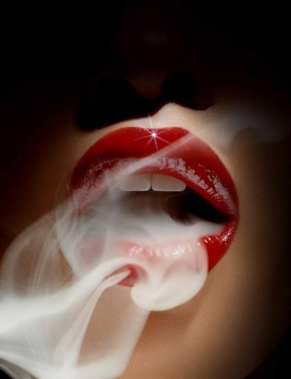haleandhearty:  1lastcigarette:  (via glamourfuckerr)  