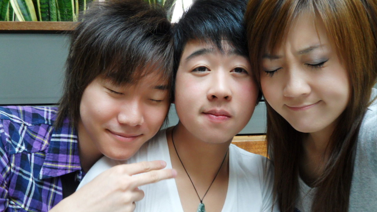 rawrish-le-anh:  butteredtoasttt:  shimmycocopuffsss:  &lt;3   