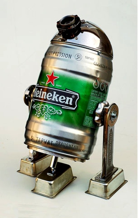 hsmt: separate-stem: crookedindifference: Heineken R2D2