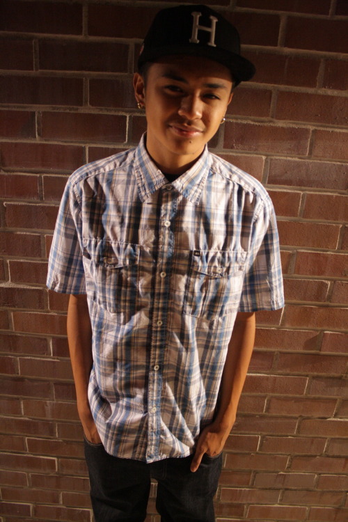 jayceeedeeewai:  jacob-allan:  fuckyeahfilipinocuties:  onyournees.tumblr.com  Follow the homie !  