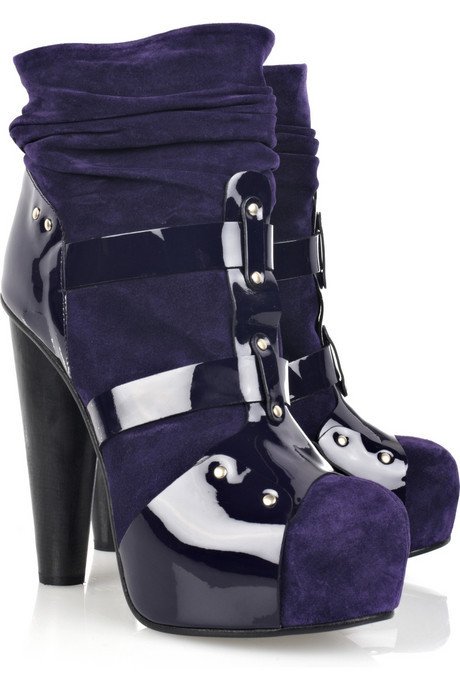 cravingforshoes:Versace