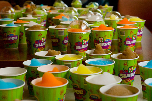 ohsnapitssabrina:  (via ffoodd) would yah mind if i took one? who doesn’t love