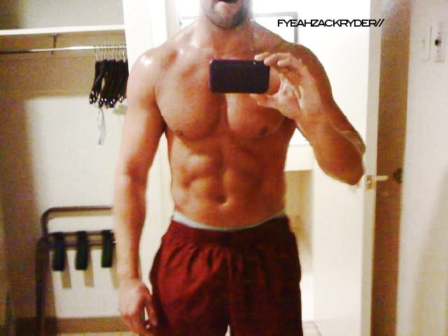 (via hawtwrestlers, fyeahzackryder)