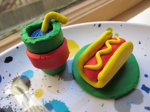 The Homepage Was Looking Colorless, So I Decided To Fill Dayna's Request For A Hot Dog After All. This