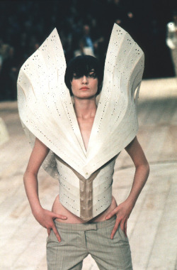 Erin O'Connor at Alexander McQueen Spring 1999