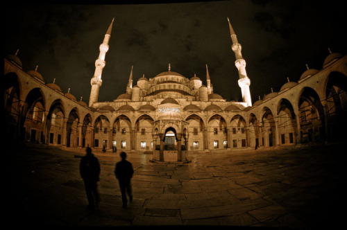 Istanbul, Memory of Orhan Pamuk :: Photography Served