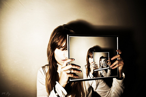 (via hisuix, unhearteddesire)