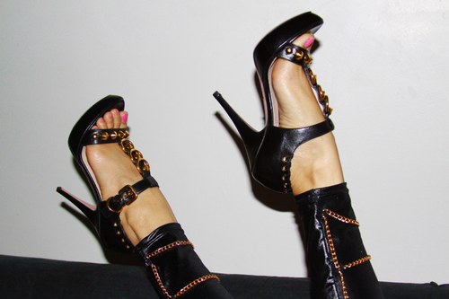 shoutforfashion:  (via crazynight)