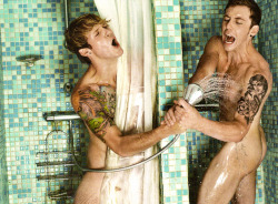 lovemanlove:  sugaronastick:  hausofsadi:  McFLY naked   