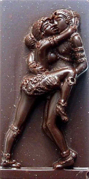 naggisch:  wolfdancer:  luceplace:  Chocolate kamasutra  wolfdancer:-  Woo-Hoo its Chocolate Thursday : ))   hummmm (^_^) Chocolate!!!!