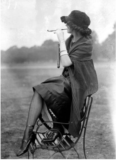 billyjane:Pipe Fashions,1924