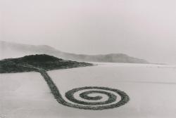 Luzfosca:  Undr:  Despacito: Randosukeipu Robert Smithson’s Spiral Jetty, Photographed