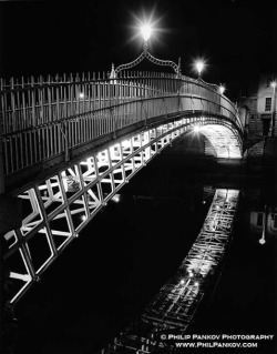 jerzee55sst:  Night Bridge, Dublin Ireland 2005 