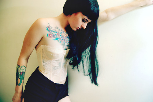 (via inkeddolls, imaginaryenemy-)