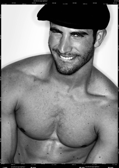 venji:  (via mrphotographer) Marlon De Gregori 