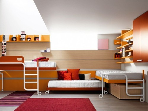 SPACE-SAVER ROOMS
