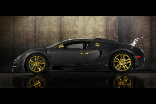 motomania:Bugatti Veyron in Gold and Carbon Fibre, presented by Mansory Linea Vincero d’OroFor the A