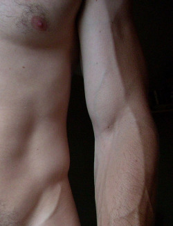 (via menarchives, androphilia)