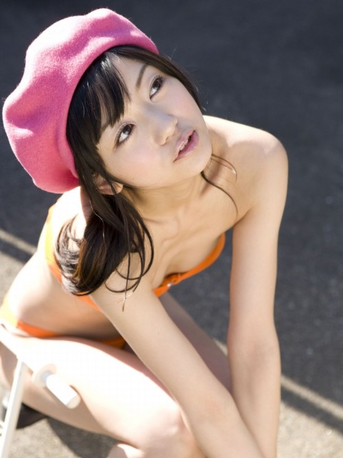 hizaura: classics: toronei: ipodstyle:  petapeta:  nashi-kyo:  naha:  reretlet:  アイドリング森田涼花17歳の乳が無さ過