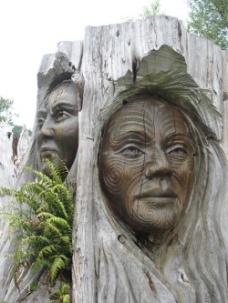 Picture-Perfect-World:  Miss-Mary-Quite-Contrary:  Indigodreams:  Zasu: Maori Carvings,