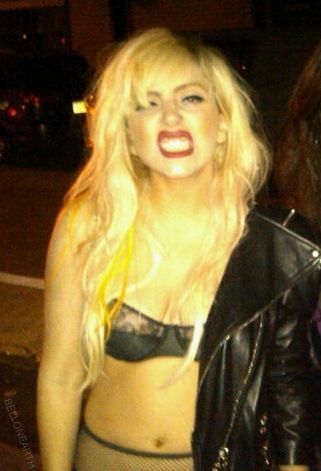 gagaonthedancefloor:  government—hooker:  (via gaganewyorkfashion, bellonearth)
