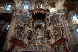 laudanumandarsenic:  fimbulvinter:  Altar @ Basilica of the Fourteen Holy Helpers  