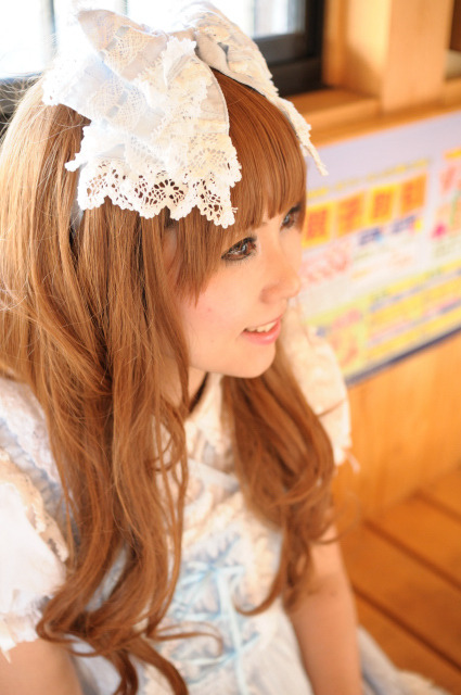 -pocky:  rachelucky:poplolitalolipop:bunniblog:fantasylolita:(via curiouserndcuriouser,sugary-candy)