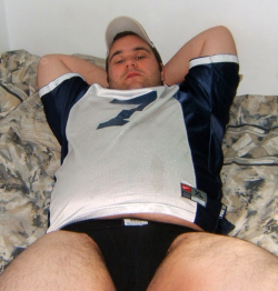 superbears:  THIS BEAUTIFUL BOY WHEN YOUNGER: LOVE TO BURY MY FACE IN YOUR BOY CROTCH. 