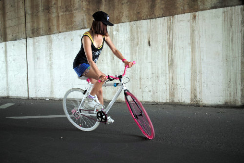 rebelwithoutacog: bikes-cycling: girlsonfixies: charikichi: AI KUNIOKA OFFICIAL BLOG｜a day in the 